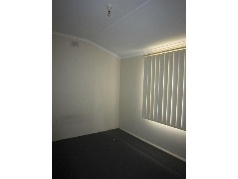 12 Jeffries Road, Elizabeth South SA 5112
