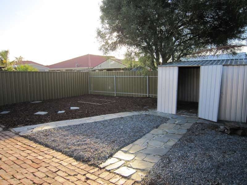 9 Columbia Drive, Paralowie SA 5108