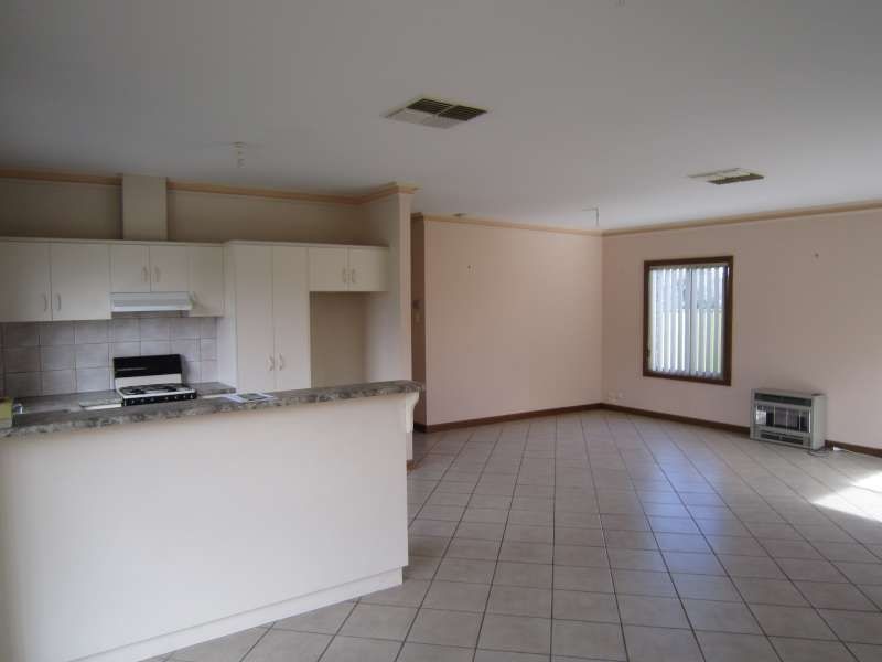 2 Schirripa Court, Salisbury Downs SA 5108