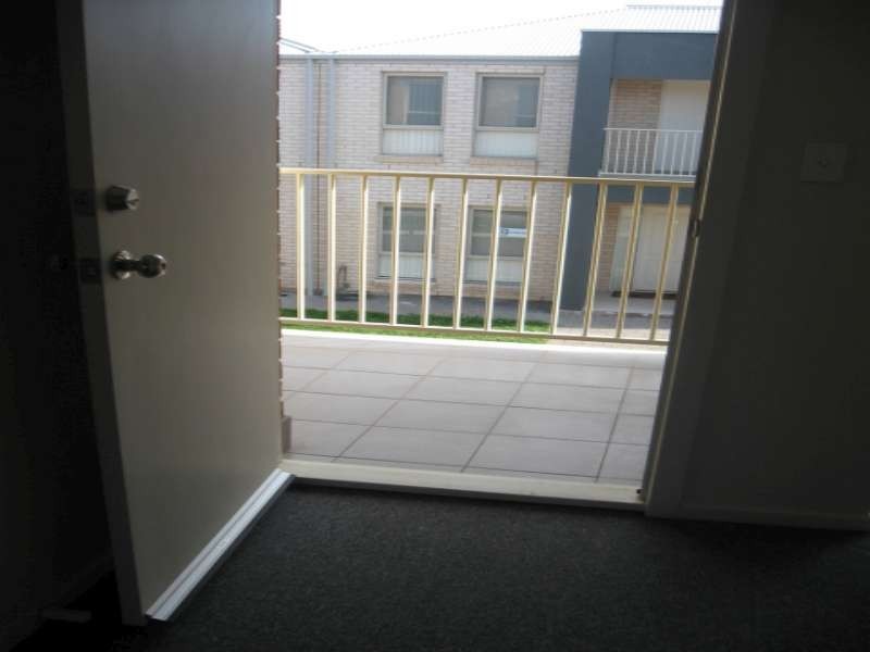 8/13-17 Burton Road, Salisbury SA 5108