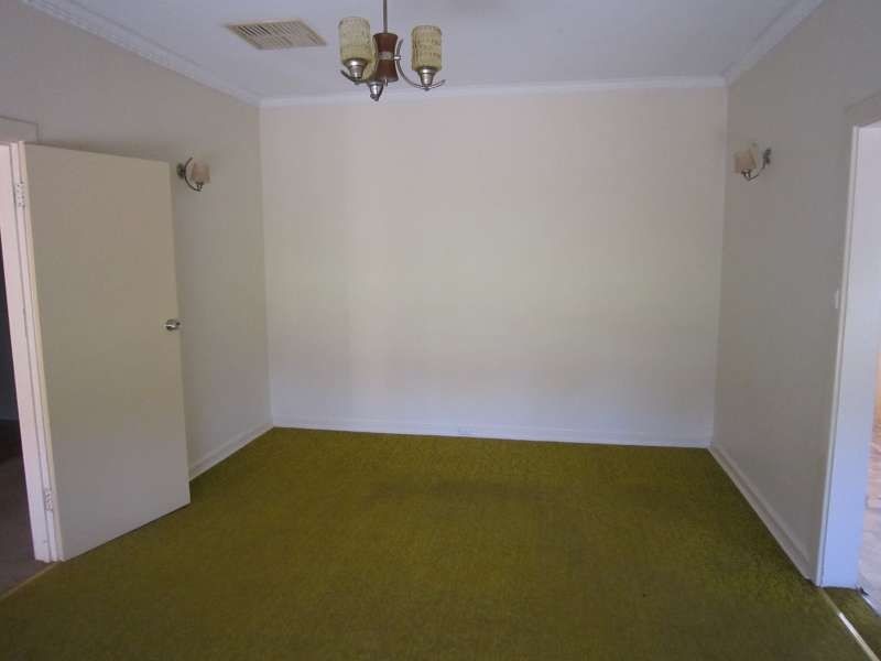 10 Spains Road, Salisbury SA 5108