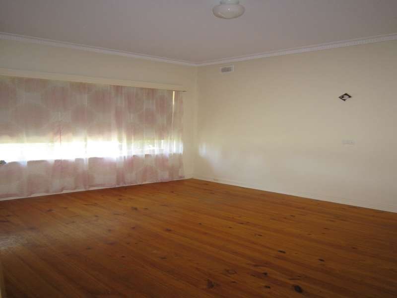 10 Spains Road, Salisbury SA 5108