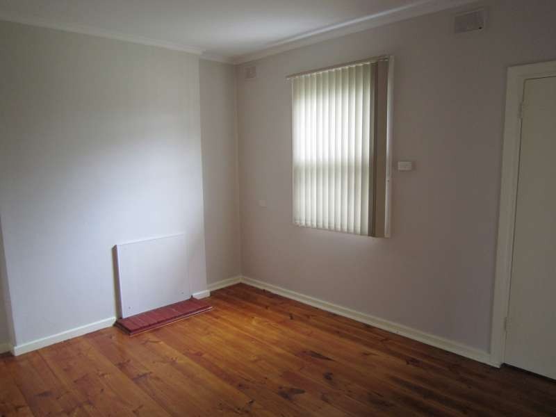 6 Jeffries Road, Elizabeth South SA 5112