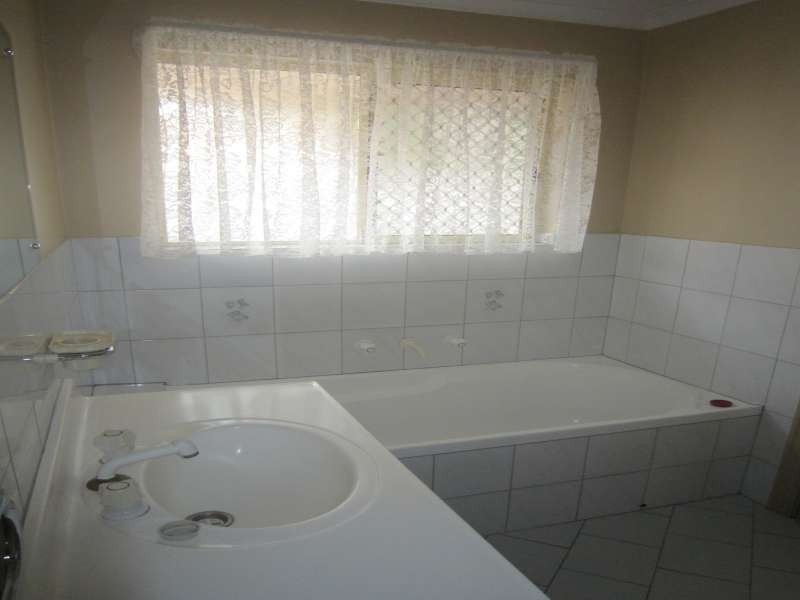 2/33 Shirley Avenue, Parafield Gardens SA 5107