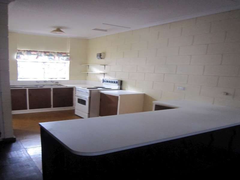 2/7 May Avenue, Modbury SA 5092