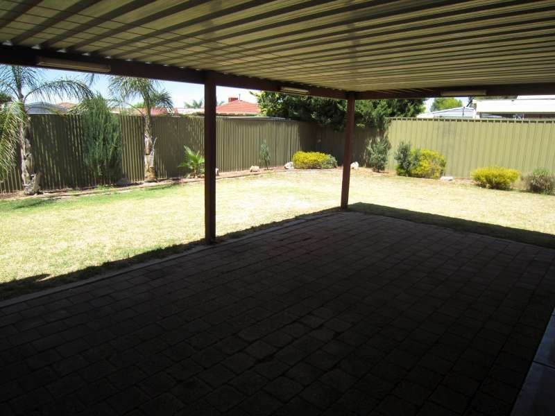 23 Magdelena Crescent, Paralowie SA 5108