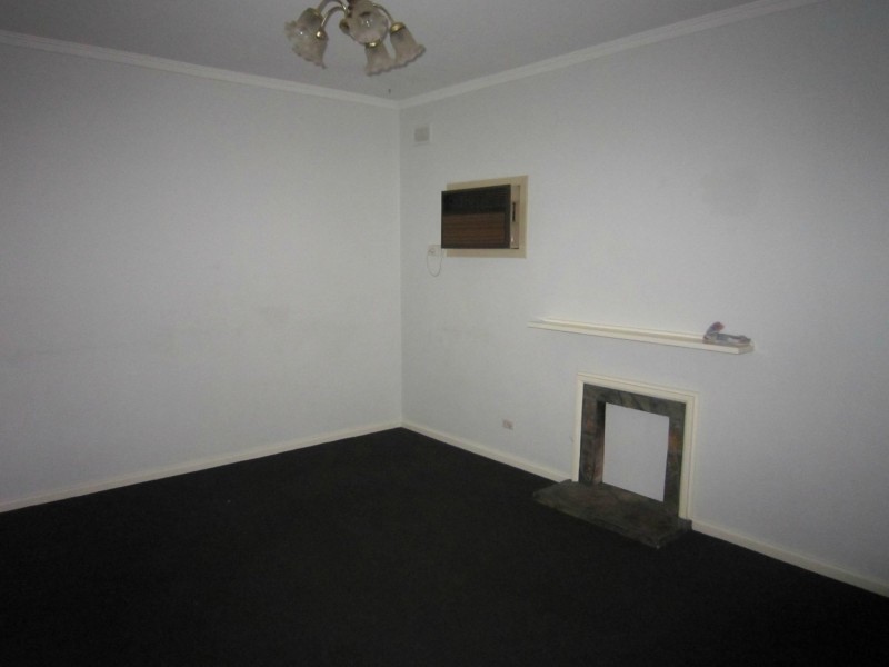 43 Spruance Road, Elizabeth East SA 5112