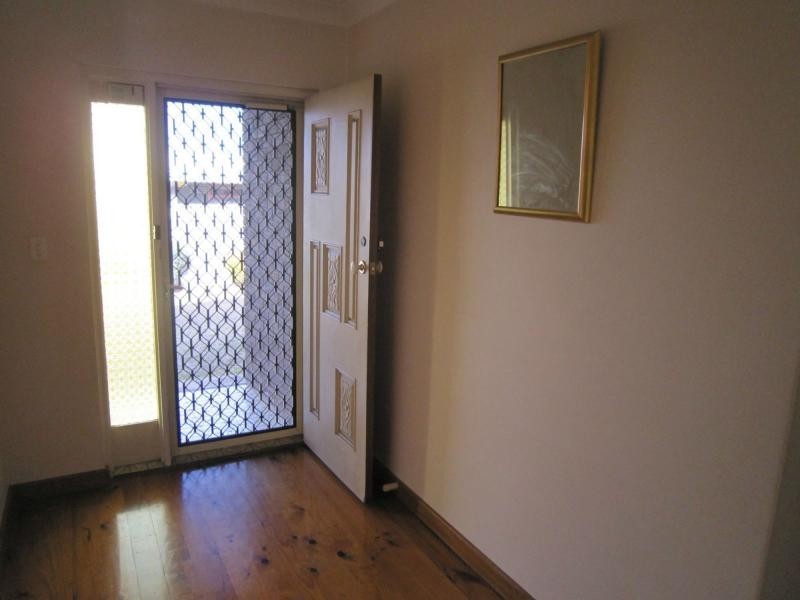 1 Londonderry Avenue, Salisbury Downs SA 5108