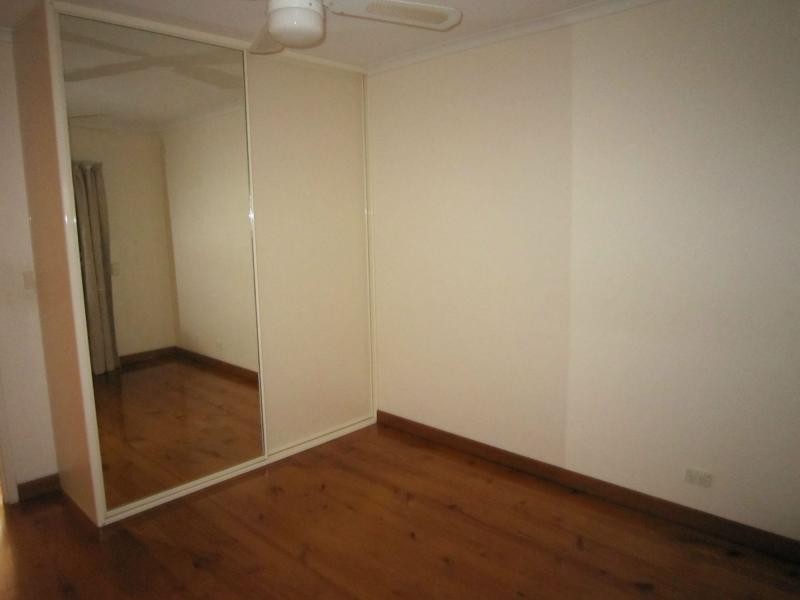 1 Londonderry Avenue, Salisbury Downs SA 5108