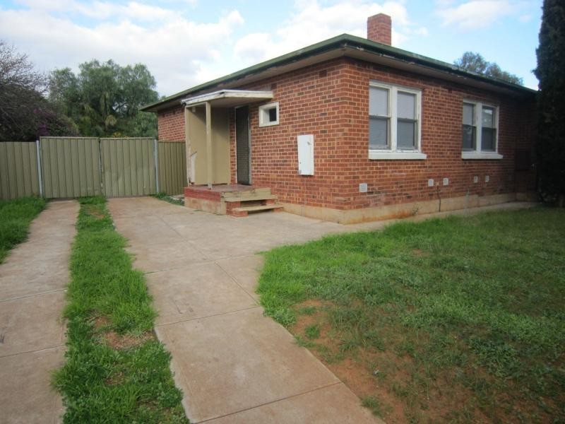 4 Brine Street, Elizabeth Downs SA 5113