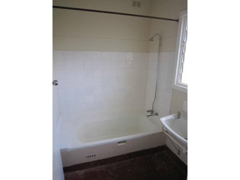 4 Brine Street, Elizabeth Downs SA 5113