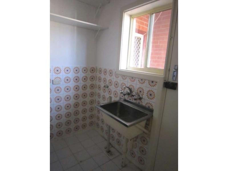 16 Poulshot Crescent, Elizabeth Vale SA 5112