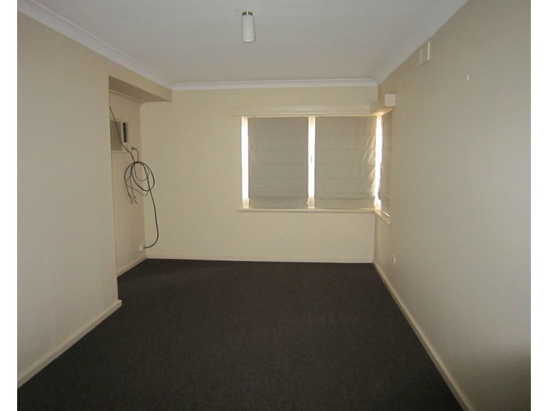 221 Main North Road, Elizabeth Grove SA 5112