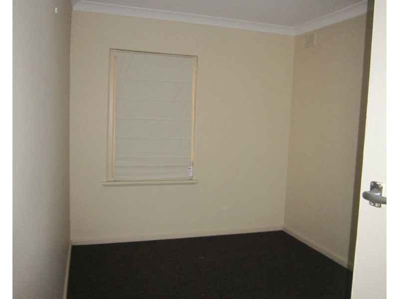 221 Main North Road, Elizabeth Grove SA 5112