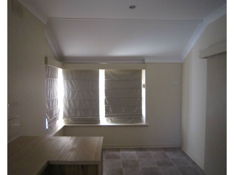 221 Main North Road, Elizabeth Grove SA 5112