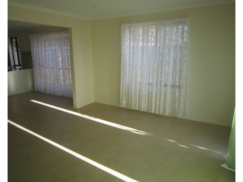 10 Central Boulevard, Munno Para West SA 5115