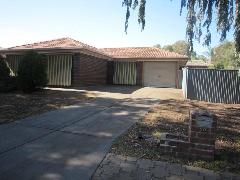 39 Lennox Drive, Paralowie SA 5108