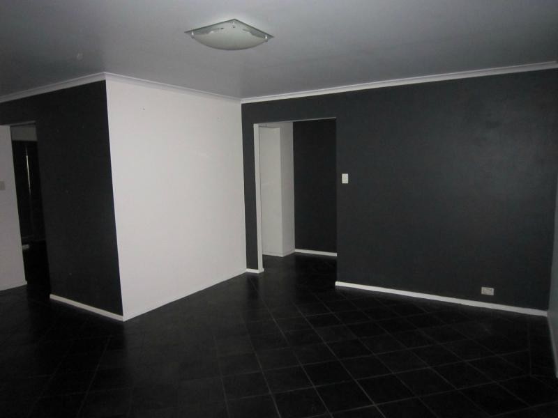 2 Amberdale Road, Blakeview SA 5114