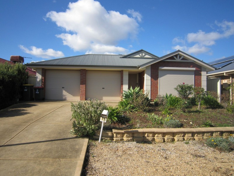 11 Navigator Parade, Smithfield SA 5114