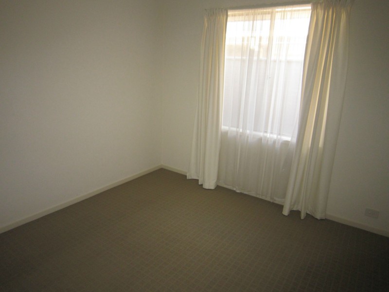 11 Navigator Parade, Smithfield SA 5114