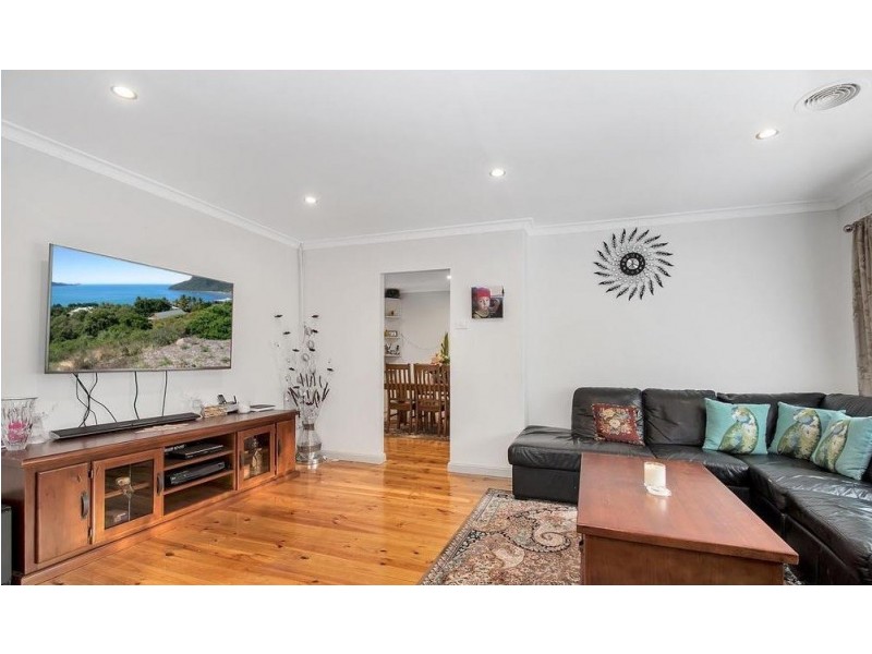 26 Robert Ct, Para Hills SA 5096