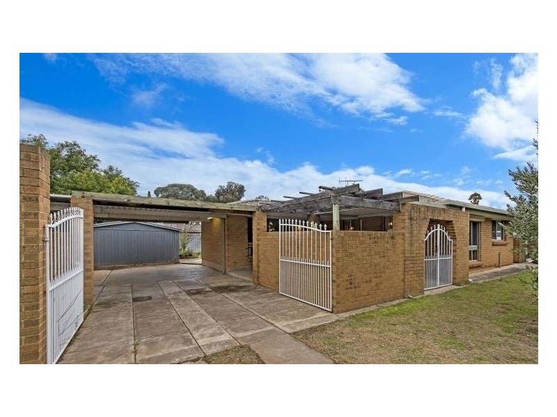 8 Cooradilla Dr, Salisbury Park SA 5109