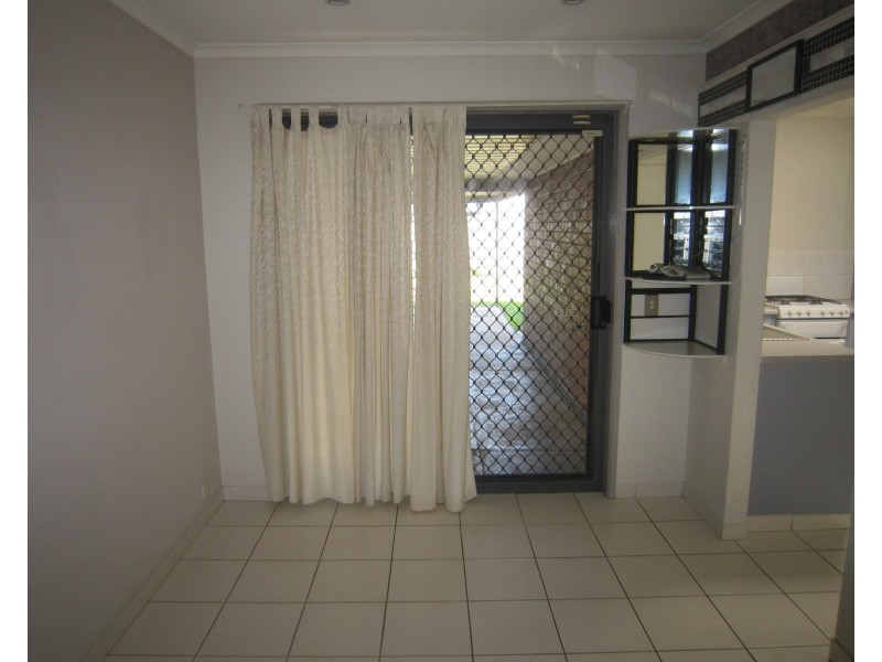 9 Maynard Cres, Parafield Gardens SA 5107
