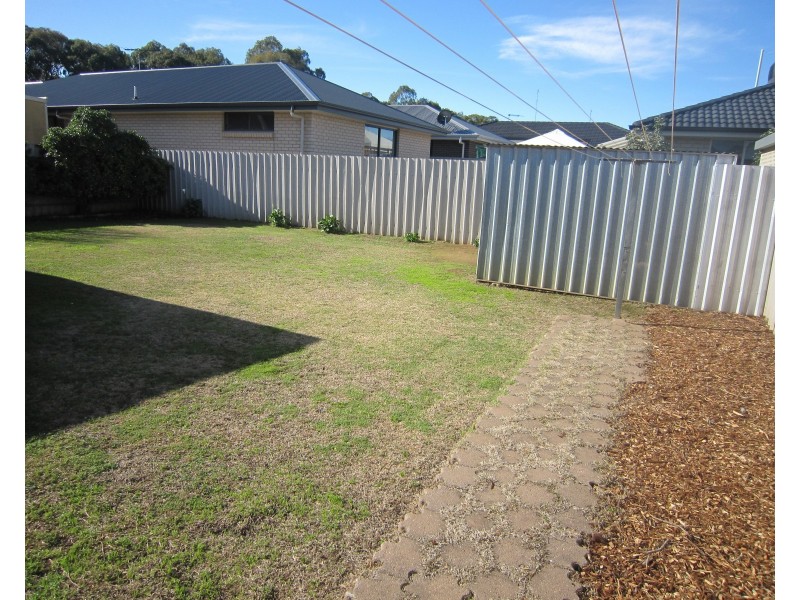 9 Maynard Cres, Parafield Gardens SA 5107