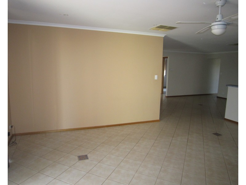 15 Berkley Way, Hillbank SA 5112