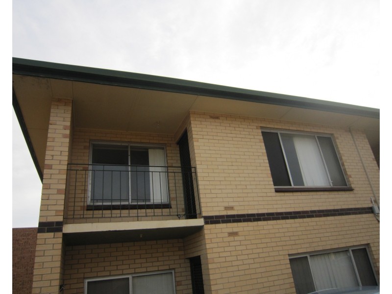 84 Churchill Rd, Prospect SA 5082