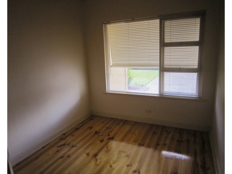 10 Natalie Ave, Salisbury SA 5108