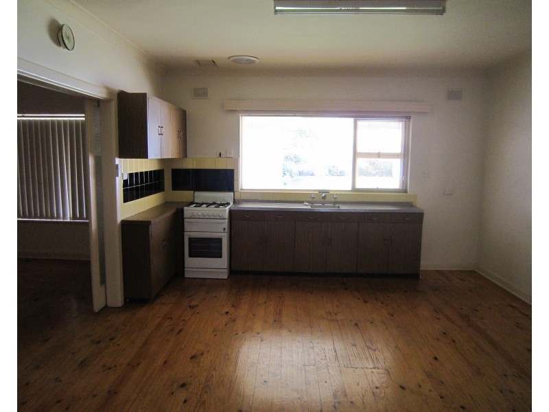 10 Natalie Ave, Salisbury SA 5108