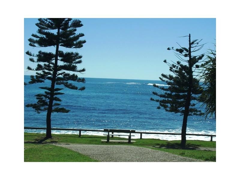 Moffat Beach QLD 4551