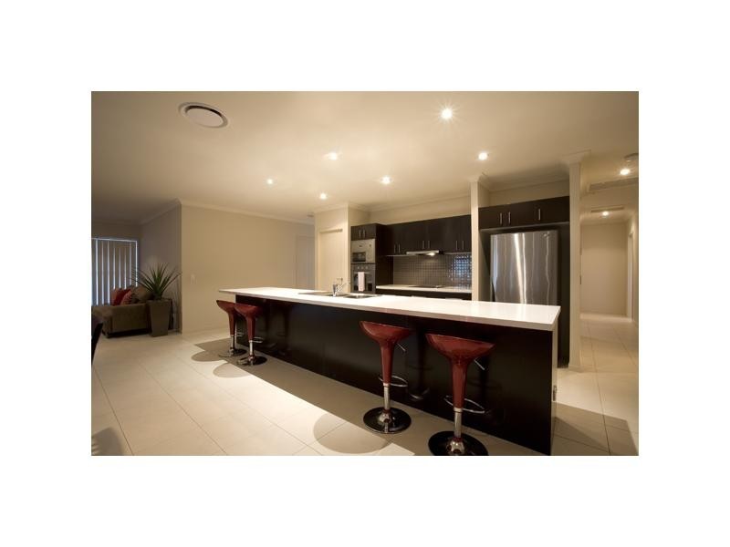 Pacific Pines QLD 4211
