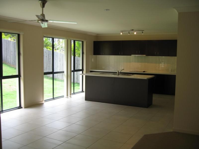 Pacific Pines QLD 4211