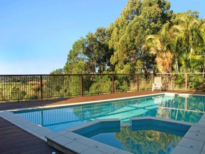 Rosemount QLD 4560