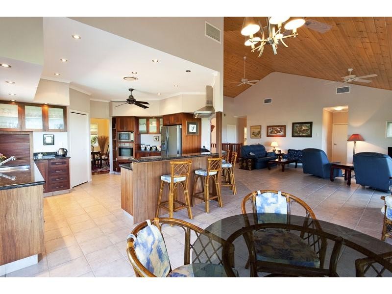 Rosemount QLD 4560