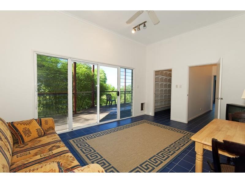 Rosemount QLD 4560