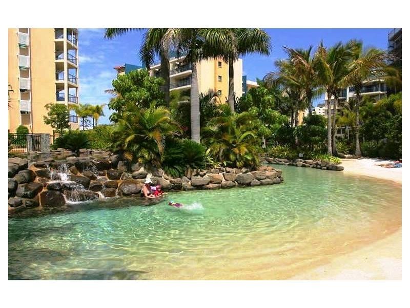 Alexandra Headland QLD 4572