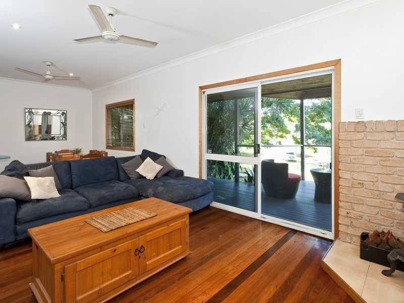 Rosemount QLD 4560