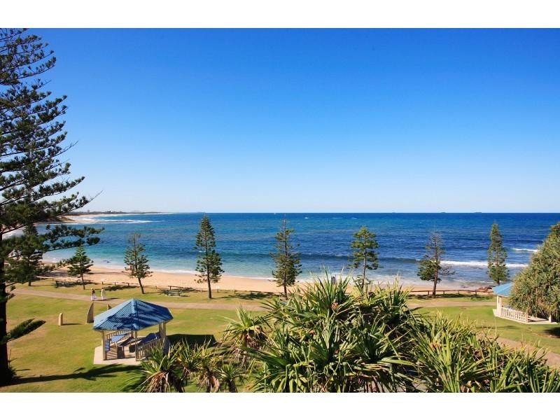 Moffat Beach QLD 4551