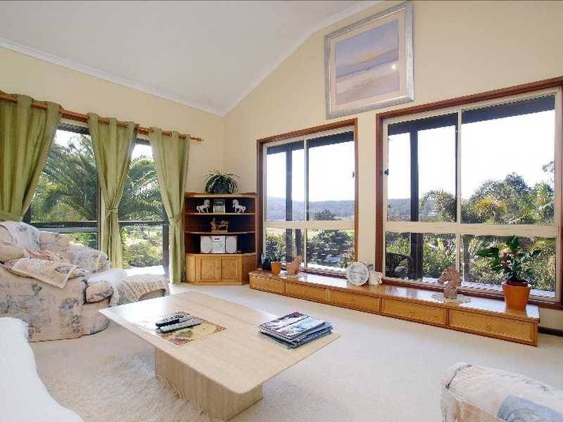 Rosemount QLD 4560