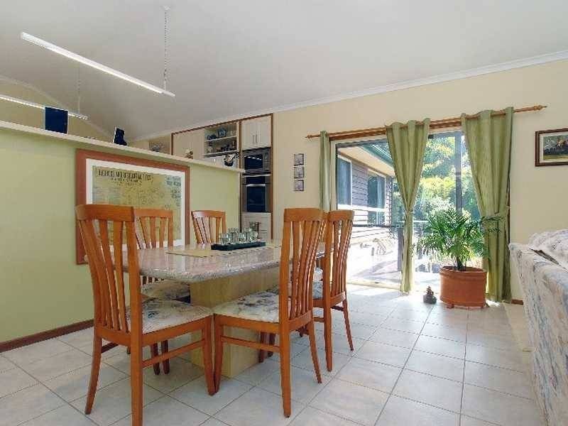 Rosemount QLD 4560