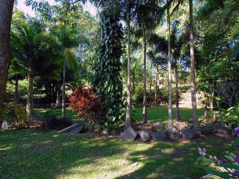 Rosemount QLD 4560