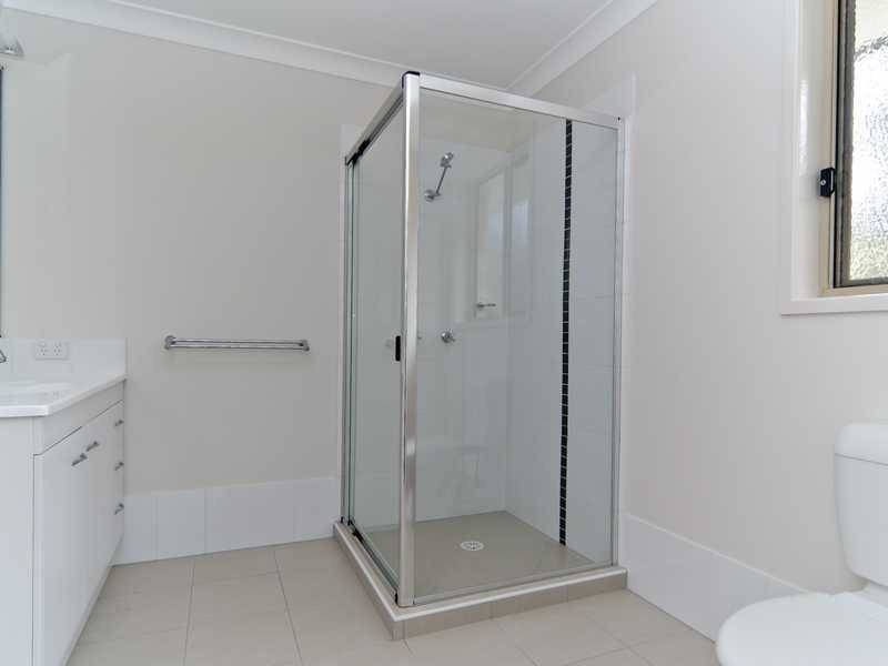 Rosemount QLD 4560