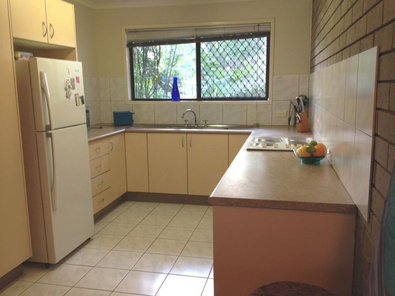 Duplex 1/1/4 Adelong Crescent, Buddina QLD 4575