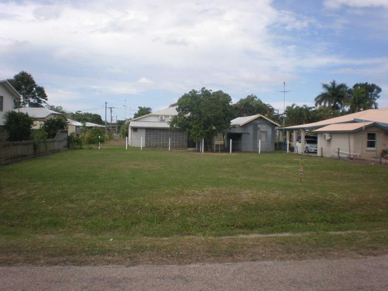 16 Perth Street, Ayr QLD 4807