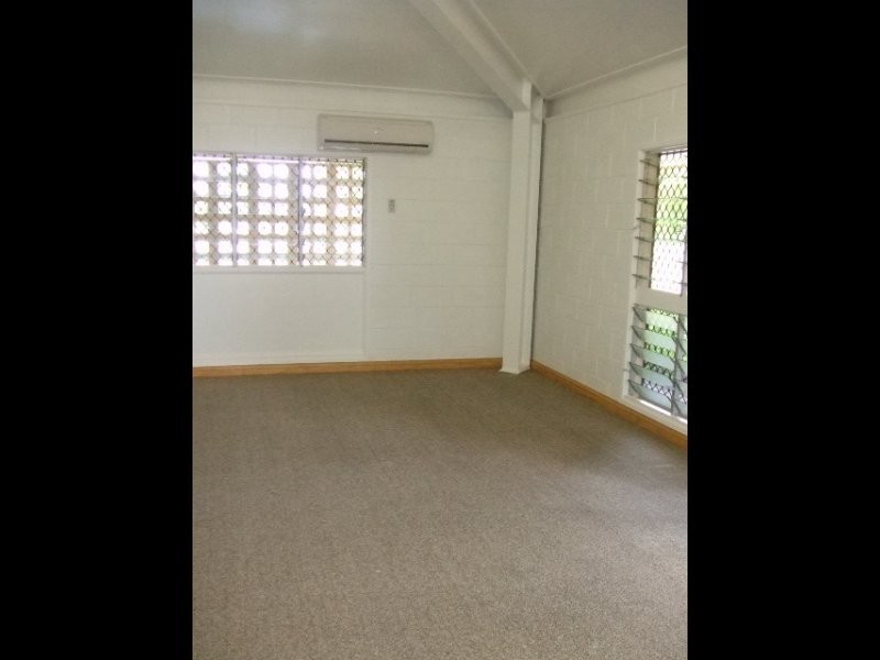 103 Drysdale Street, Brandon QLD 4808