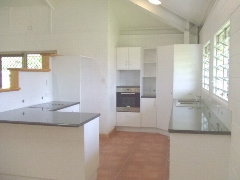 103 Drysdale Street, Brandon QLD 4808