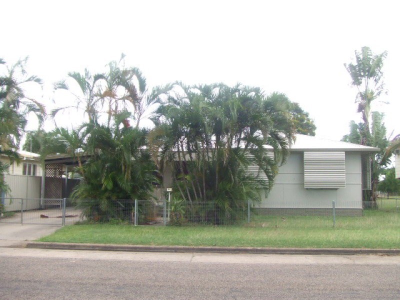 82 Fourteenth Avenue, Home Hill QLD 4806